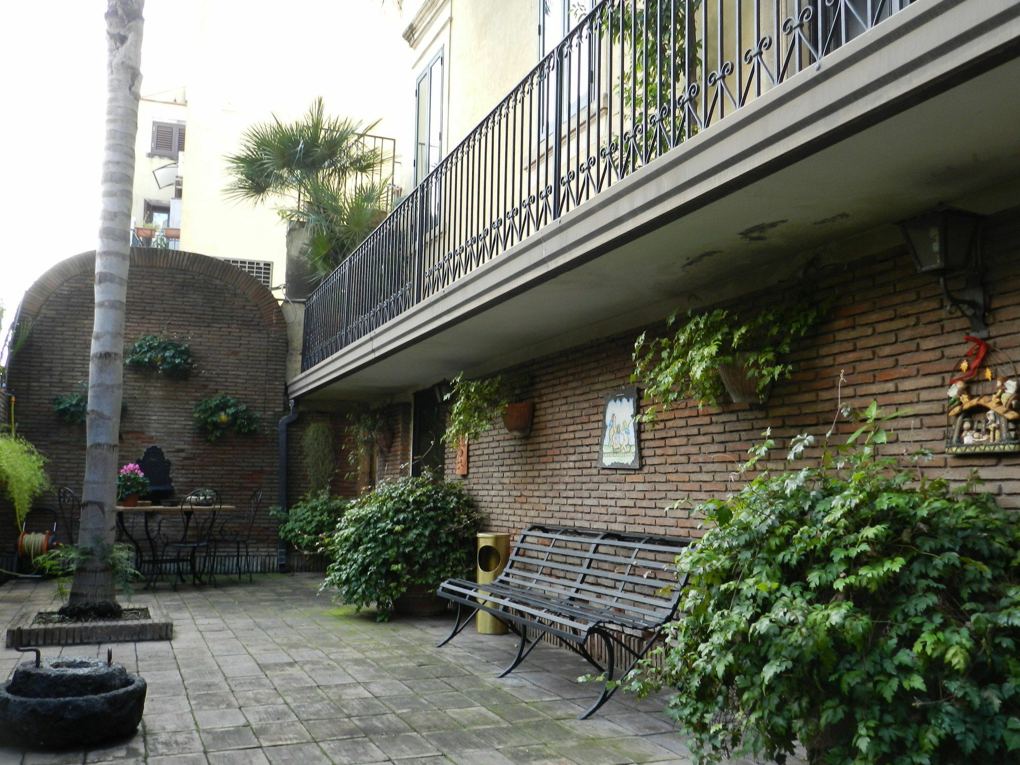 B&B La Vecchia Palma Catania Bagian luar foto